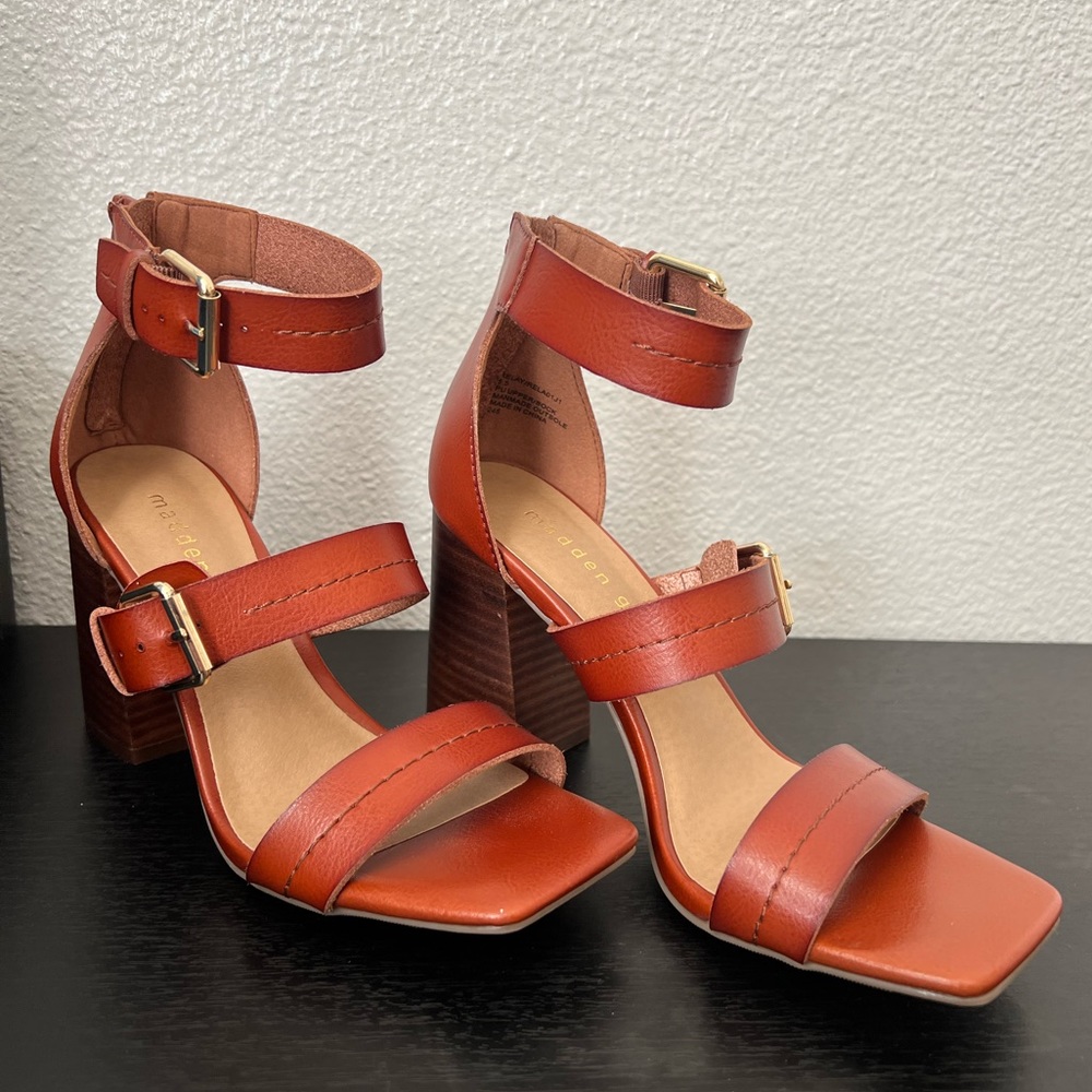 NWOT. Square toe Madden Girl heeled sandal size 6.5